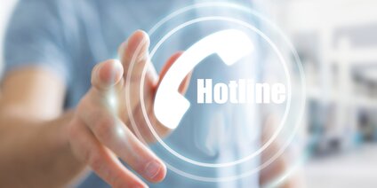 Hand berührt digitales Hotline-Symbol