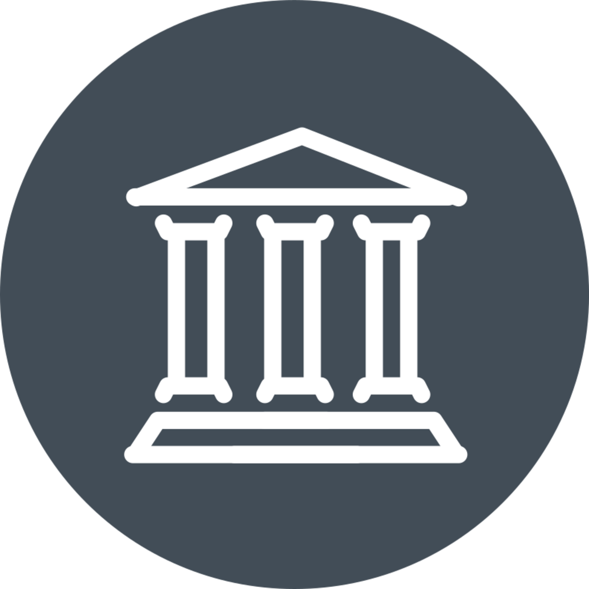 edificio judicial con fachada clásica de columnas