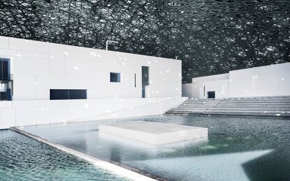 Modern design with water and roof