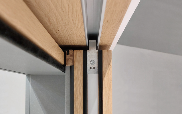 Kaldırmalı sürme eleman ahşap – üst kılavuz rayın detaylı görünümü P 2301