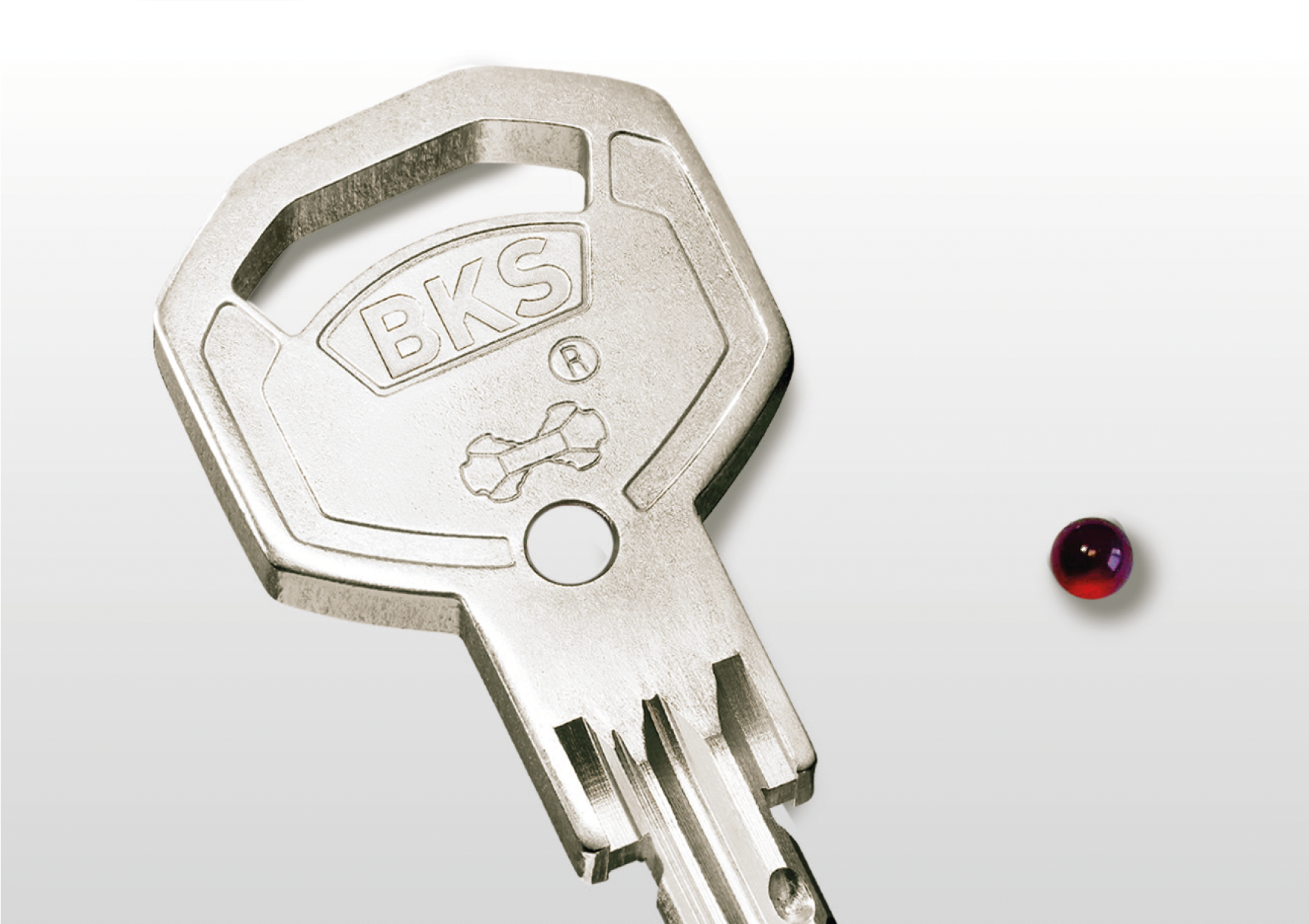 BKS rekeying pliers – key and ball separated